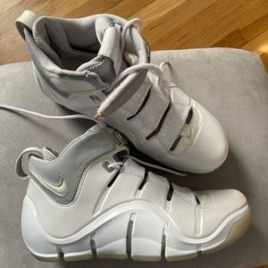 OG LEBRON 4 White Chrome